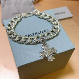 balenciaga bracelets s_12b0421